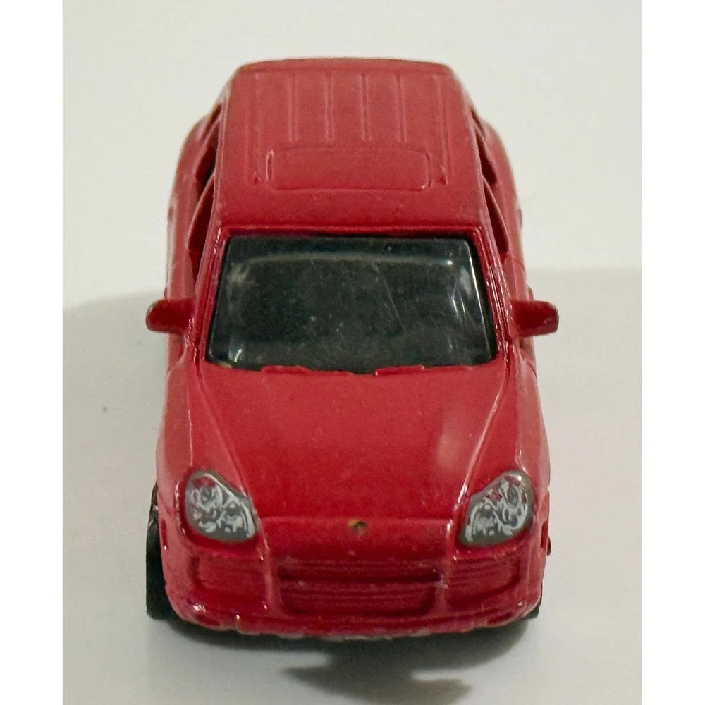 Matchbox Porsche Cayenne Turbo Kids 1/64 Red Die-Cast SUV Toy Car